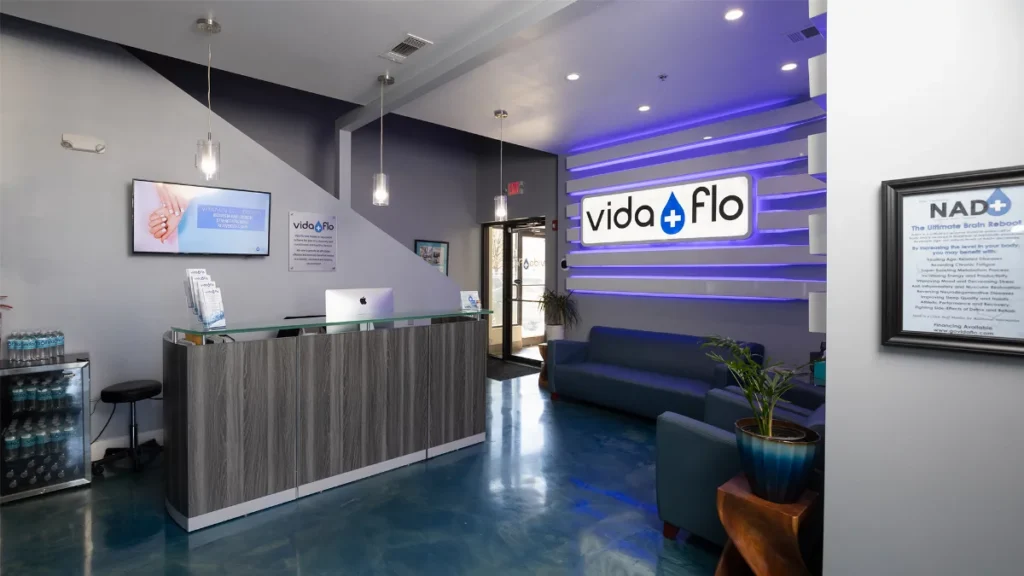 Reception and lounge at Vida-Flo Brookhaven in Town Brookhaven