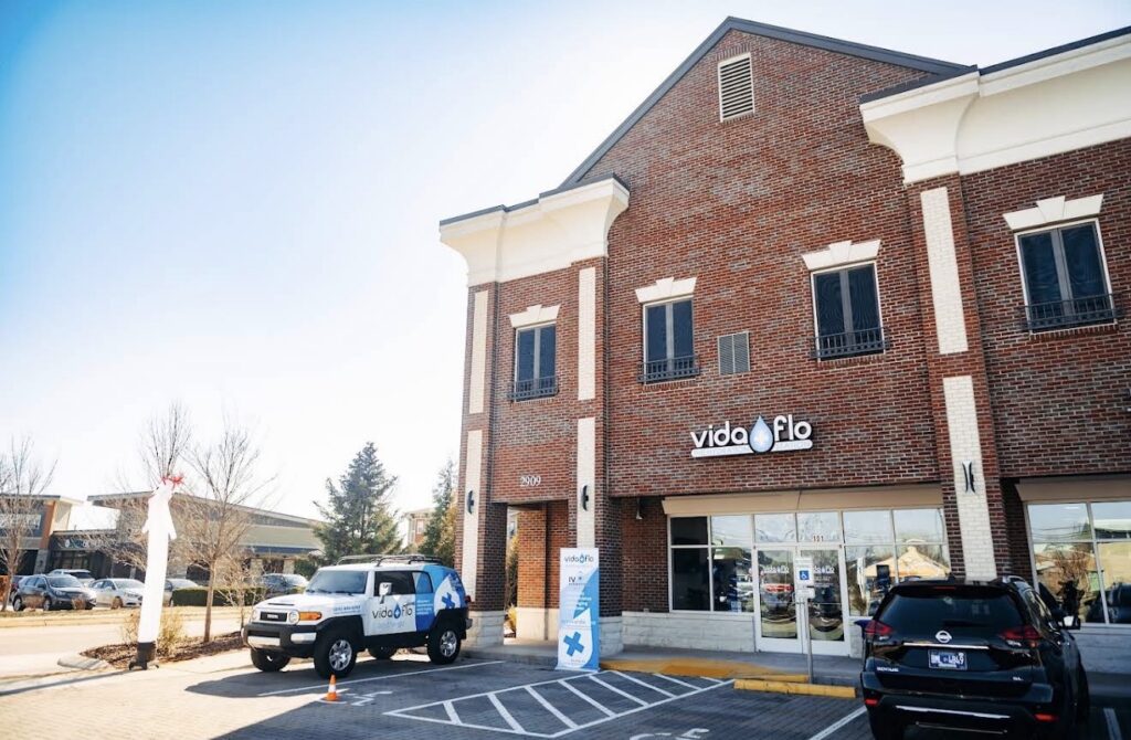 Vida-Flo Murfreesboro building on Old Fort Parkway with the On-The-Go vehicle out front